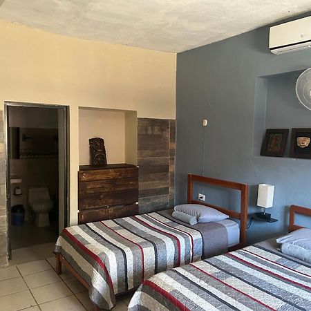 Hostel Casa Xtakay Βαγιαδολίδ Εξωτερικό φωτογραφία