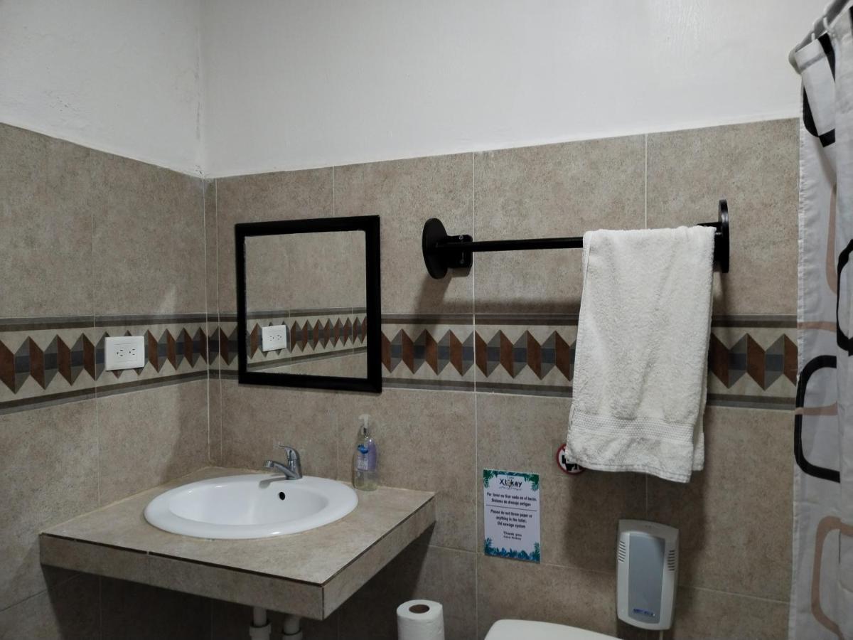 Hostel Casa Xtakay Βαγιαδολίδ Εξωτερικό φωτογραφία