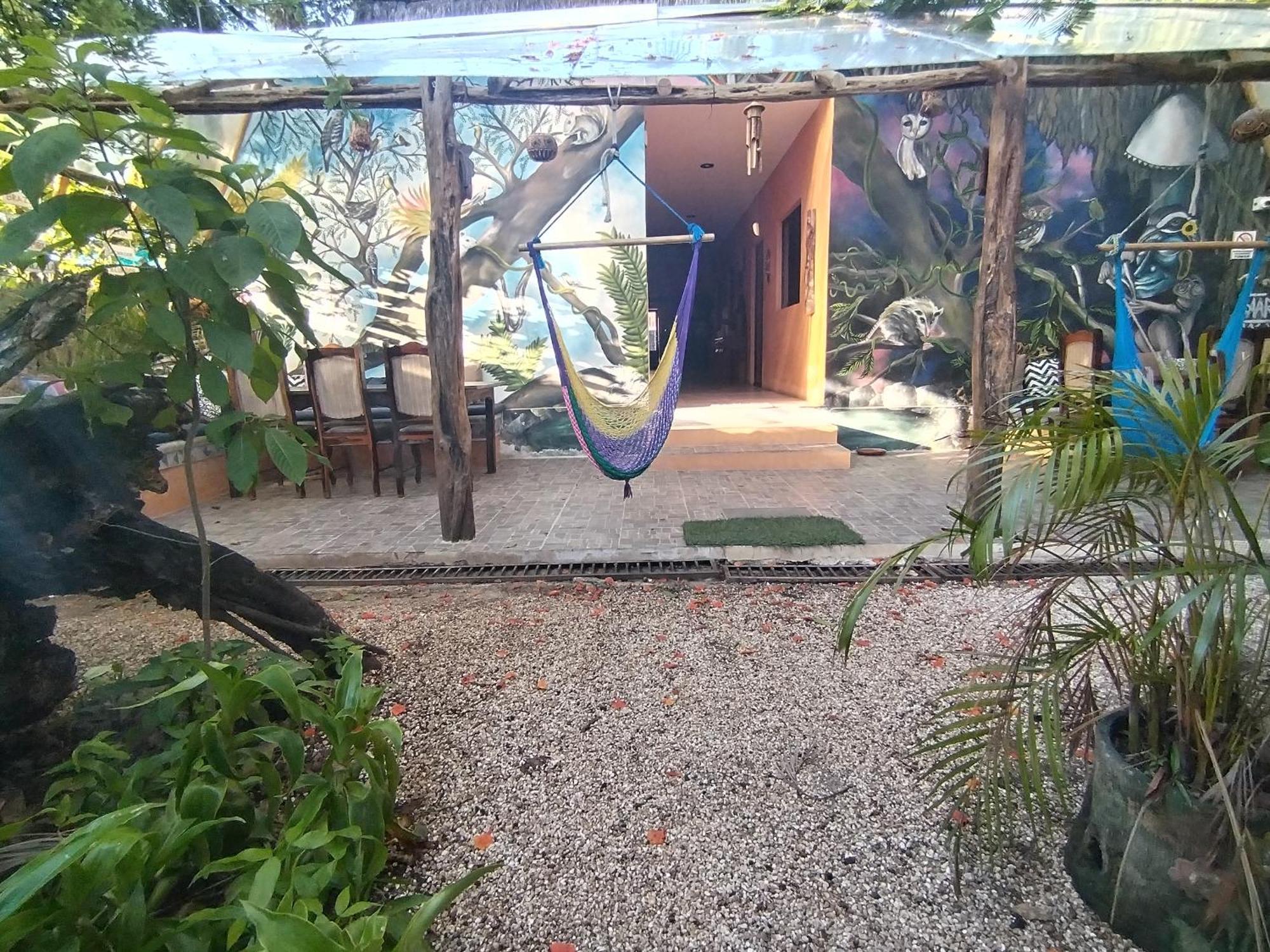 Hostel Casa Xtakay Βαγιαδολίδ Εξωτερικό φωτογραφία