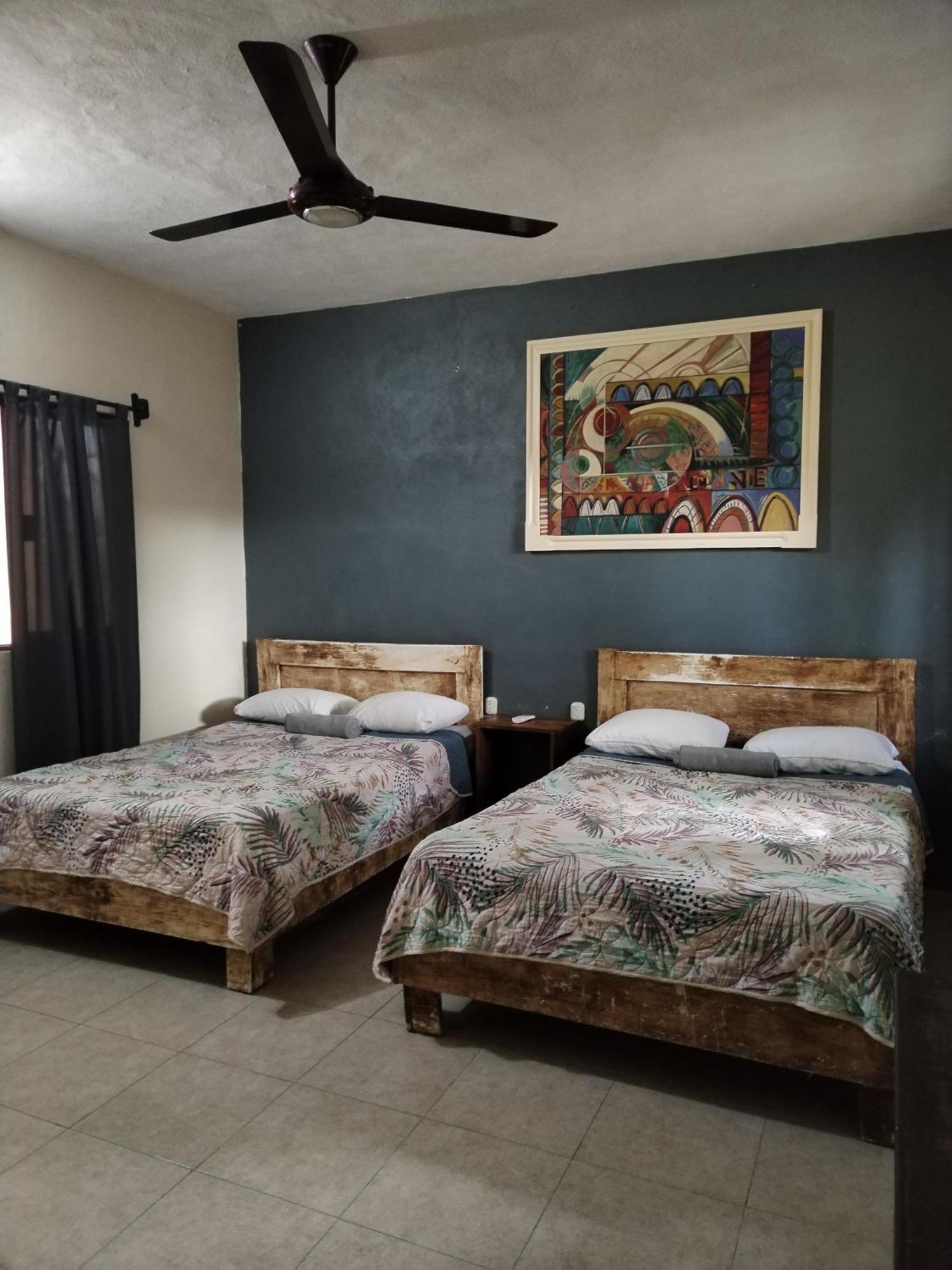 Hostel Casa Xtakay Βαγιαδολίδ Εξωτερικό φωτογραφία